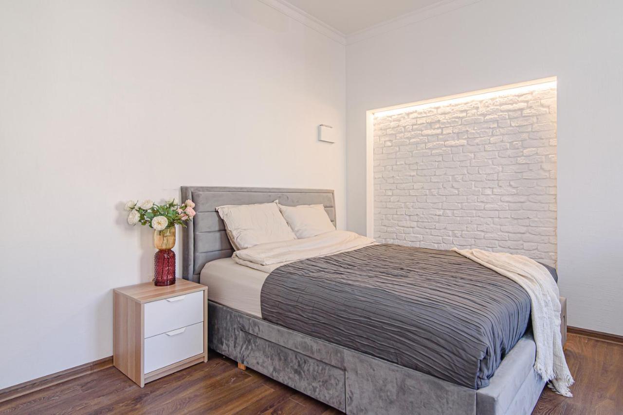 Welcoming Studio In Historic Vilnius With Free Parking By Urban Rent Apartment Exterior photo